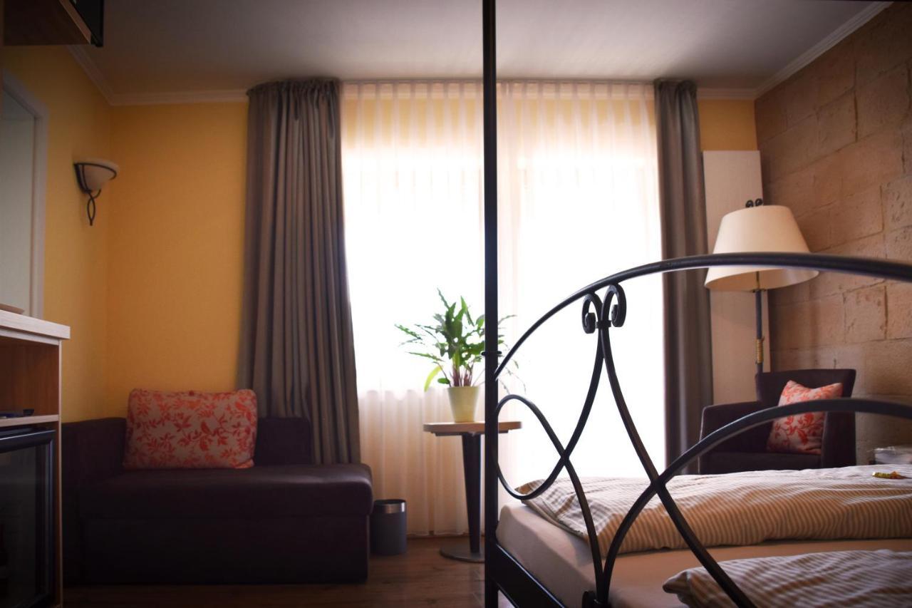 Landhotel Zur Post باد كونيغ المظهر الخارجي الصورة