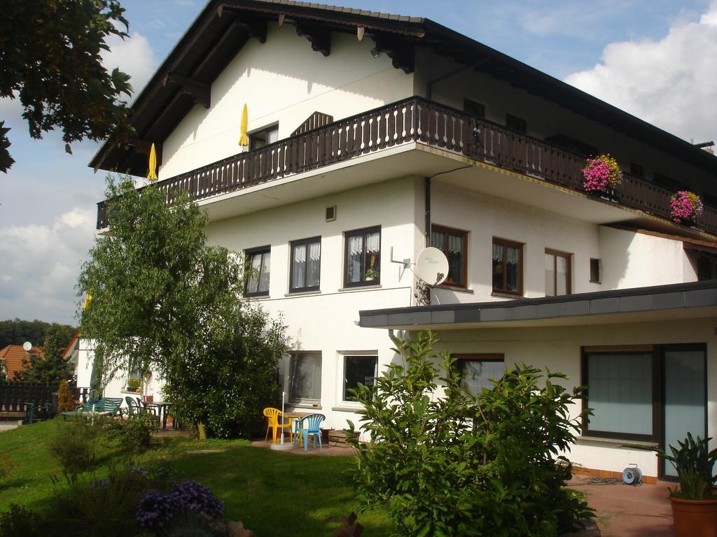 Landhotel Zur Post باد كونيغ الغرفة الصورة